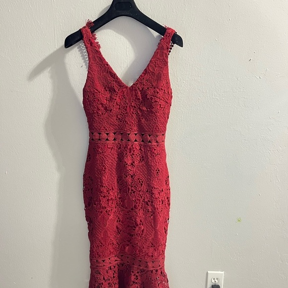 Twosisters the Label Sonia Estelle Burgundy Knit Lace Trumpet Hem Midi Dress - Picture 5 of 15